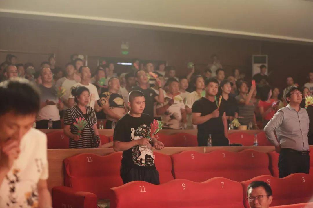 分手后男方为什么就能那么绝情，好像从来没爱过一样？