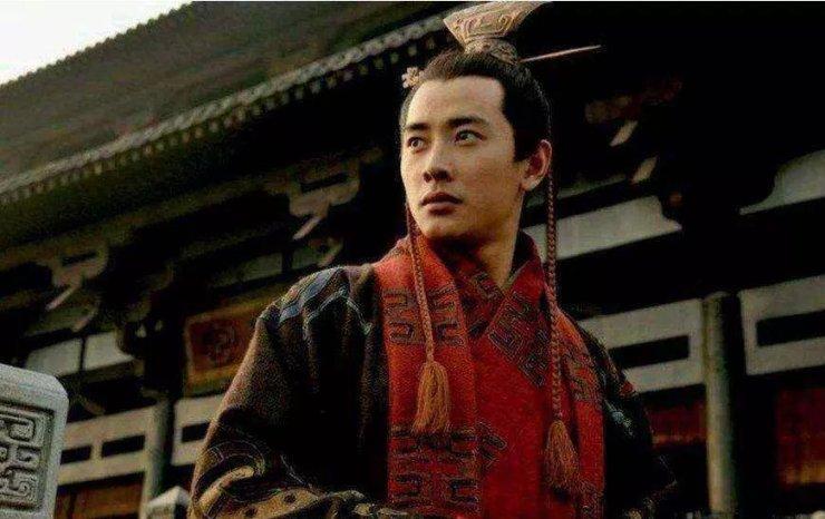哪些迹象说明公司要裁员呢，该如何提前做好准备？
