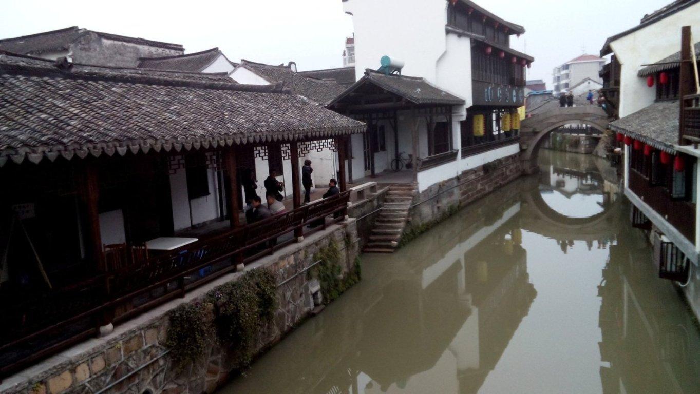 聚焦发展建言 传递履职心声——自治区政协十三届二次会议“委员议事”集中采访速写